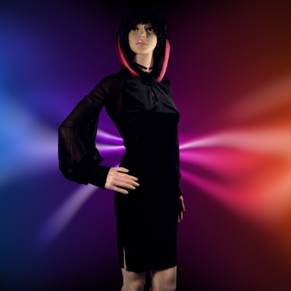 Sheath Lantern Sleeve, Velvet Bodycon Mini Dress - Picture 6 of 7